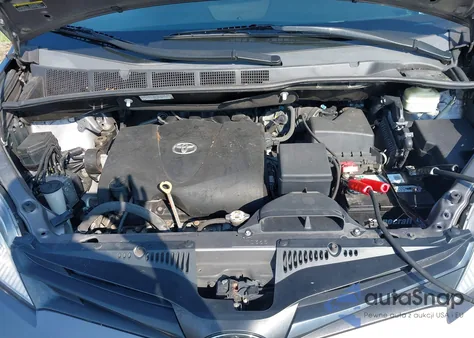 2018 Toyota Sienna L 7 Passenger из США, поврежденный, VIN 5TDZZ3DCXJS910093